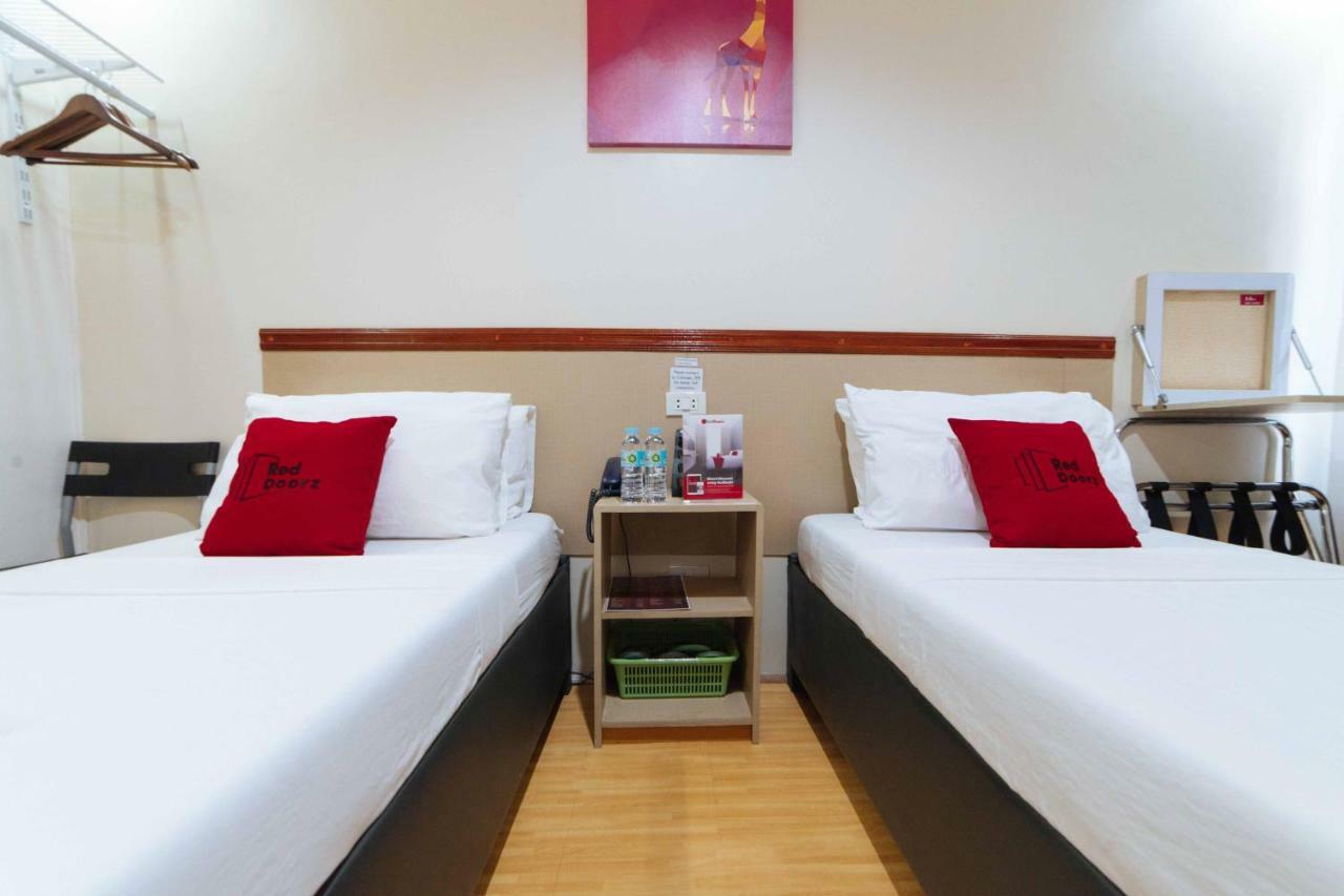 Reddoorz Plus Near Sm Lanang Davao Exterior foto